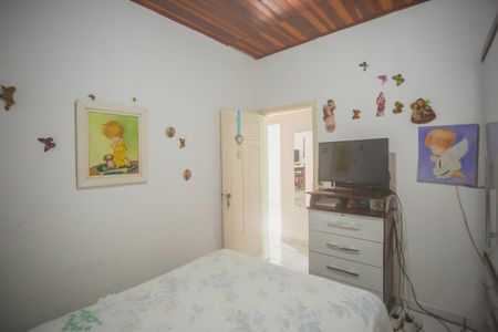Casa à venda com 188m², 4 quartos e 2 vagas Casa à venda com 188m², 4 quartos e 2 vagasQuarto 2
