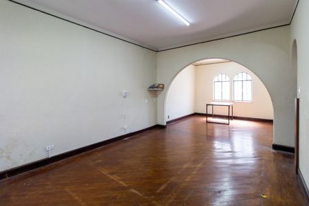 Casa para alugar com 192m², 5 quartos e 2 vagasSala