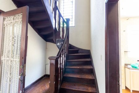 Casa para alugar com 192m², 5 quartos e 2 vagasAcesso ao piso superior