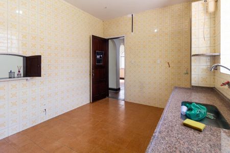 Casa para alugar com 192m², 5 quartos e 2 vagasCozinha