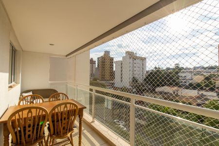 Apartamento à venda com 110m², 3 quartos e 2 vagasVaranda da Sala