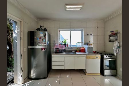 Casa à venda com 250m², 3 quartos e 3 vagasCozinha