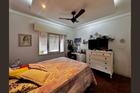 Casa à venda com 250m², 3 quartos e 3 vagasQuarto 3