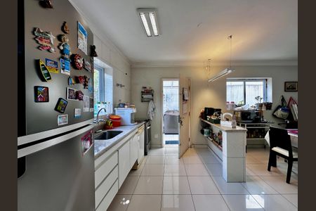 Casa à venda com 250m², 3 quartos e 3 vagasCozinha