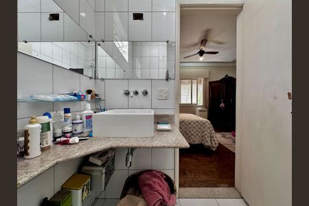 Casa à venda com 250m², 3 quartos e 3 vagasBanheiro da Suíte