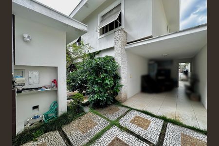 Casa à venda com 250m², 3 quartos e 3 vagasGaragem