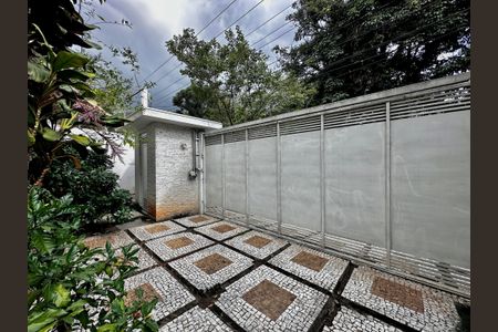 Casa à venda com 250m², 3 quartos e 3 vagasGaragem