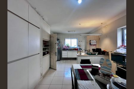 Casa à venda com 250m², 3 quartos e 3 vagasCopa