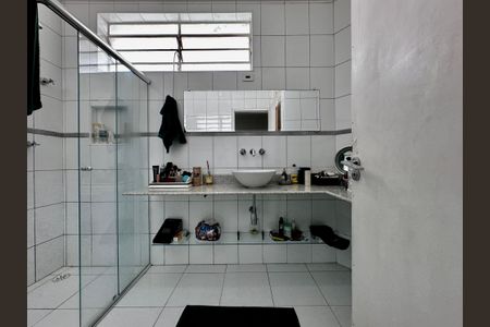 Casa à venda com 250m², 3 quartos e 3 vagasBanheiro Social