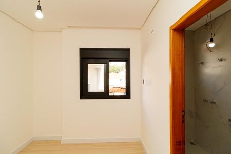 Casa à venda com 140m², 3 quartos e 3 vagasSuíte 2