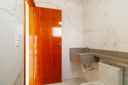 Casa à venda com 140m², 3 quartos e 3 vagasBanheiro da Suíte 1