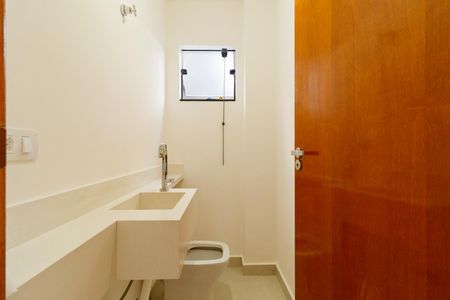 Casa à venda com 140m², 3 quartos e 3 vagasLavabo