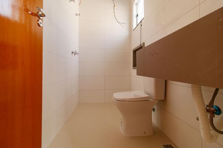 Casa à venda com 140m², 3 quartos e 3 vagasBanheiro da Suíte 3