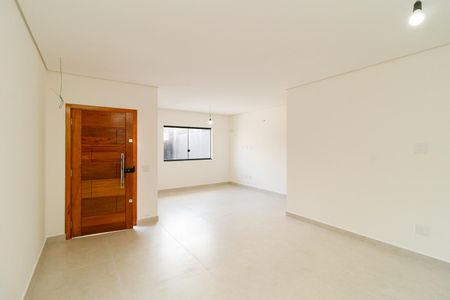 Casa à venda com 140m², 3 quartos e 3 vagasSala