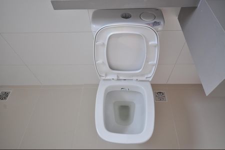 Casa à venda com 150m², 3 quartos e 2 vagasBanheiro da Suíte 2