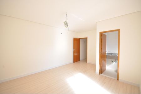 Casa à venda com 150m², 3 quartos e 2 vagasSuíte 3