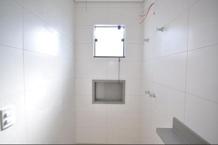 Casa à venda com 150m², 3 quartos e 2 vagasBanheiro da Suíte 2