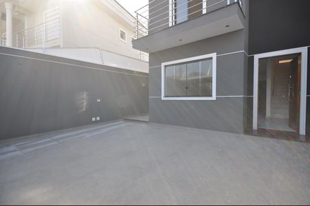 Casa à venda com 150m², 3 quartos e 2 vagasGaragem