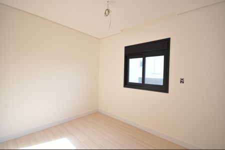 Casa à venda com 150m², 3 quartos e 2 vagasSuíte 2