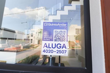 Casa à venda com 250m², 3 quartos e 3 vagas Casa à venda com 250m², 3 quartos e 3 vagasPlaca