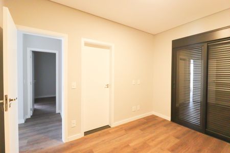 Casa à venda com 250m², 3 quartos e 3 vagas Casa à venda com 250m², 3 quartos e 3 vagasSuíte 1