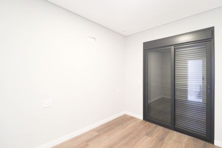 Casa à venda com 250m², 3 quartos e 3 vagas Casa à venda com 250m², 3 quartos e 3 vagasSuíte 2