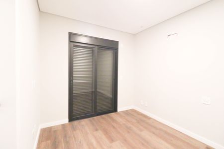 Casa à venda com 250m², 3 quartos e 3 vagas Casa à venda com 250m², 3 quartos e 3 vagasSuíte 1