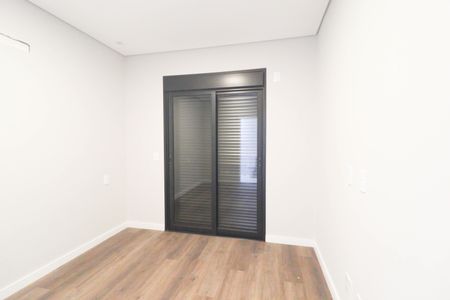 Casa à venda com 250m², 3 quartos e 3 vagas Casa à venda com 250m², 3 quartos e 3 vagasSuíte 2