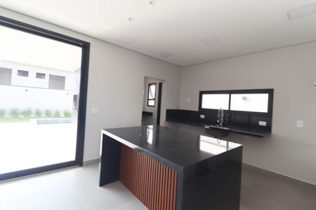 Casa à venda com 250m², 3 quartos e 3 vagas Casa à venda com 250m², 3 quartos e 3 vagasCozinha e Área de Serviço