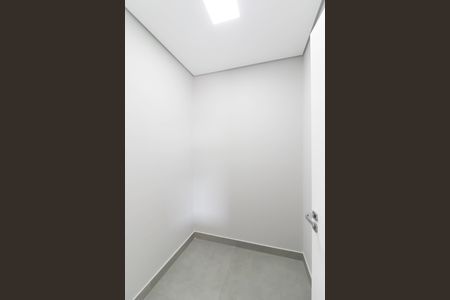 Casa à venda com 250m², 3 quartos e 3 vagas Casa à venda com 250m², 3 quartos e 3 vagasCozinha e Área de Serviço