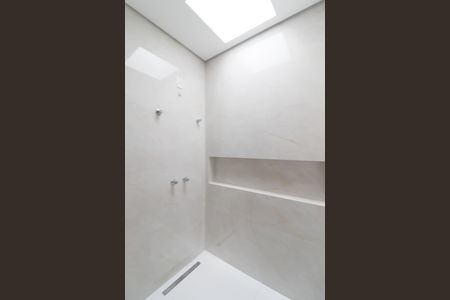 Casa à venda com 250m², 3 quartos e 3 vagas Casa à venda com 250m², 3 quartos e 3 vagasBanheiro da Suíte 2