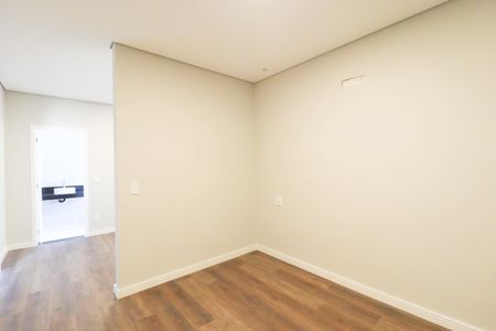 Casa à venda com 250m², 3 quartos e 3 vagas Casa à venda com 250m², 3 quartos e 3 vagasSuíte 3