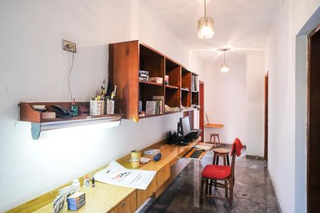 Casa à venda com 280m², 5 quartos e 3 vagasEscritório