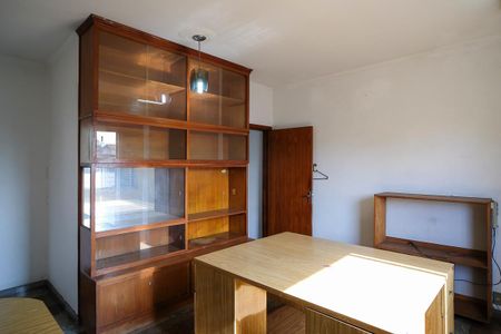 Casa à venda com 280m², 5 quartos e 3 vagasQuarto 4