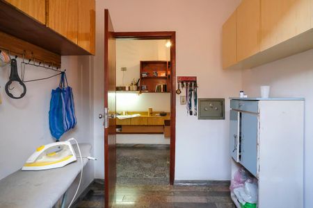 Casa à venda com 280m², 5 quartos e 3 vagasQuarto 3