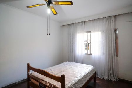 Casa à venda com 280m², 5 quartos e 3 vagasQuarto 2