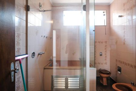 Casa à venda com 280m², 5 quartos e 3 vagasBanheiro