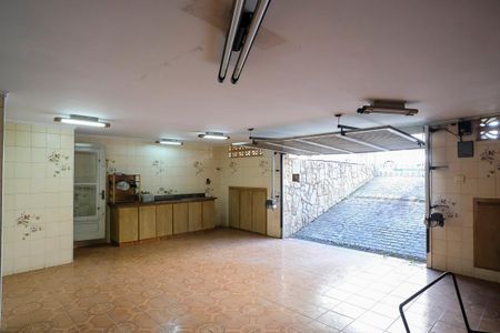 Casa à venda com 280m², 5 quartos e 3 vagasGaragem