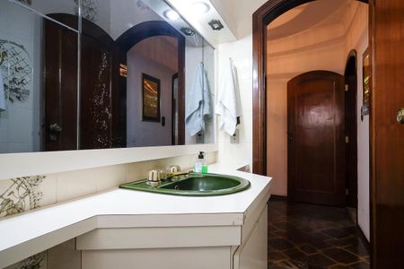 Casa à venda com 453m², 4 quartos e 3 vagasLavabo