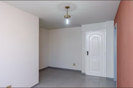 Apartamento à venda com 55m², 2 quartos e sem vaga Apartamento à venda com 55m², 2 quartos e sem vagaSala