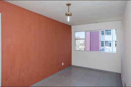 Apartamento à venda com 55m², 2 quartos e sem vaga Apartamento à venda com 55m², 2 quartos e sem vagaSala