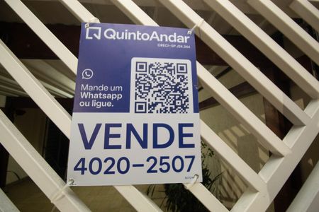 Casa à venda com 125m², 3 quartos e 2 vagas Casa à venda com 125m², 3 quartos e 2 vagasPlaquinha