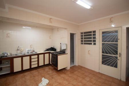 Casa à venda com 125m², 3 quartos e 2 vagas Casa à venda com 125m², 3 quartos e 2 vagasCozinha