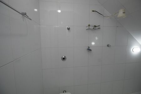 Casa à venda com 125m², 3 quartos e 2 vagas Casa à venda com 125m², 3 quartos e 2 vagasBanheiro 2