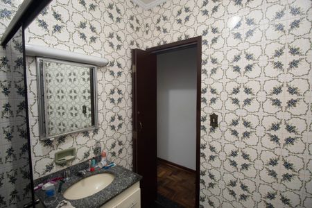 Casa à venda com 125m², 3 quartos e 2 vagas Casa à venda com 125m², 3 quartos e 2 vagasBanheiro 1