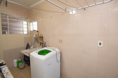 Casa à venda com 125m², 3 quartos e 2 vagas Casa à venda com 125m², 3 quartos e 2 vagasÁrea de Serviço