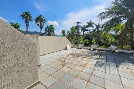 Apartamento para alugar com 890m², 5 quartos e 6 vagas Apartamento para alugar com 890m², 5 quartos e 6 vagasVaranda