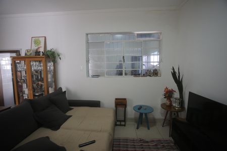 Casa para alugar com 250m², 4 quartos e 3 vagasSala