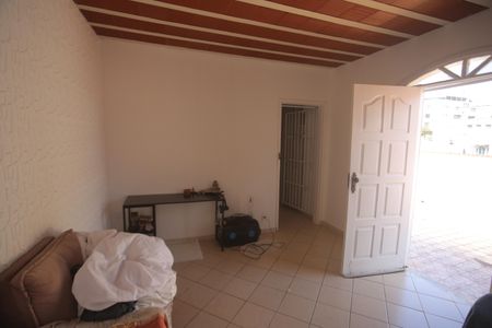 Casa para alugar com 250m², 4 quartos e 3 vagasCobertura - Sala