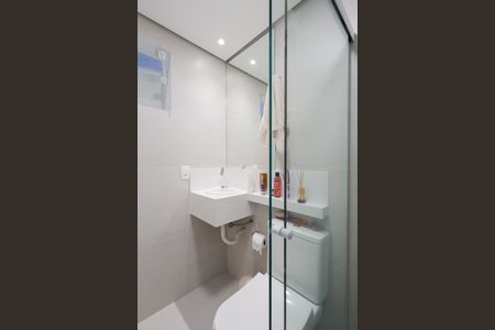 Apartamento à venda com 233m², 5 quartos e 4 vagas Apartamento à venda com 233m², 5 quartos e 4 vagasBanheiro da Suíte 4